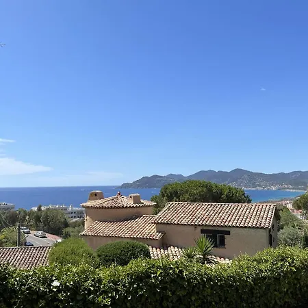 Apartment Charming Villa-appartement With A View On The Sea Of 95 M2 Cannes